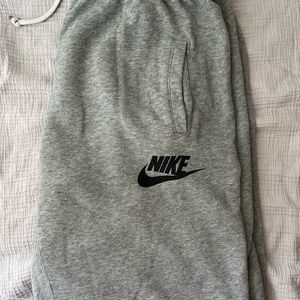 Nike Joggers